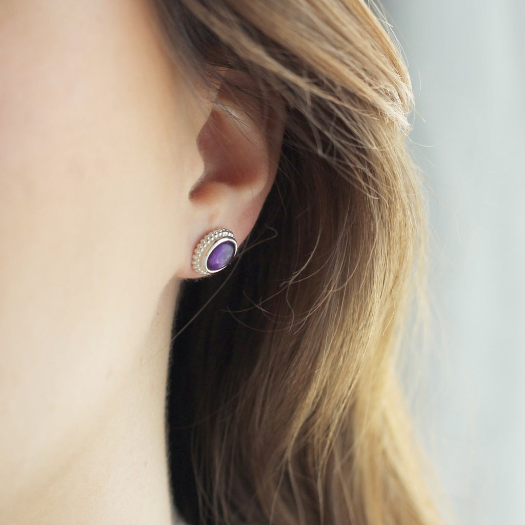 Mystic Garden ruusukvartsi nappikorvakorut