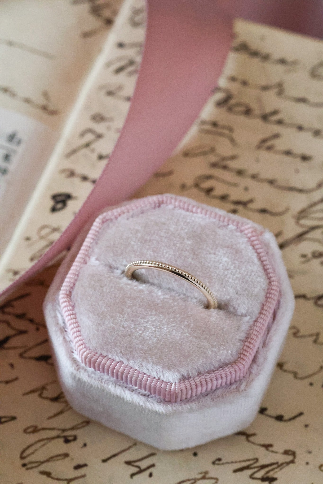 Petite siro kultainen kihlasormus