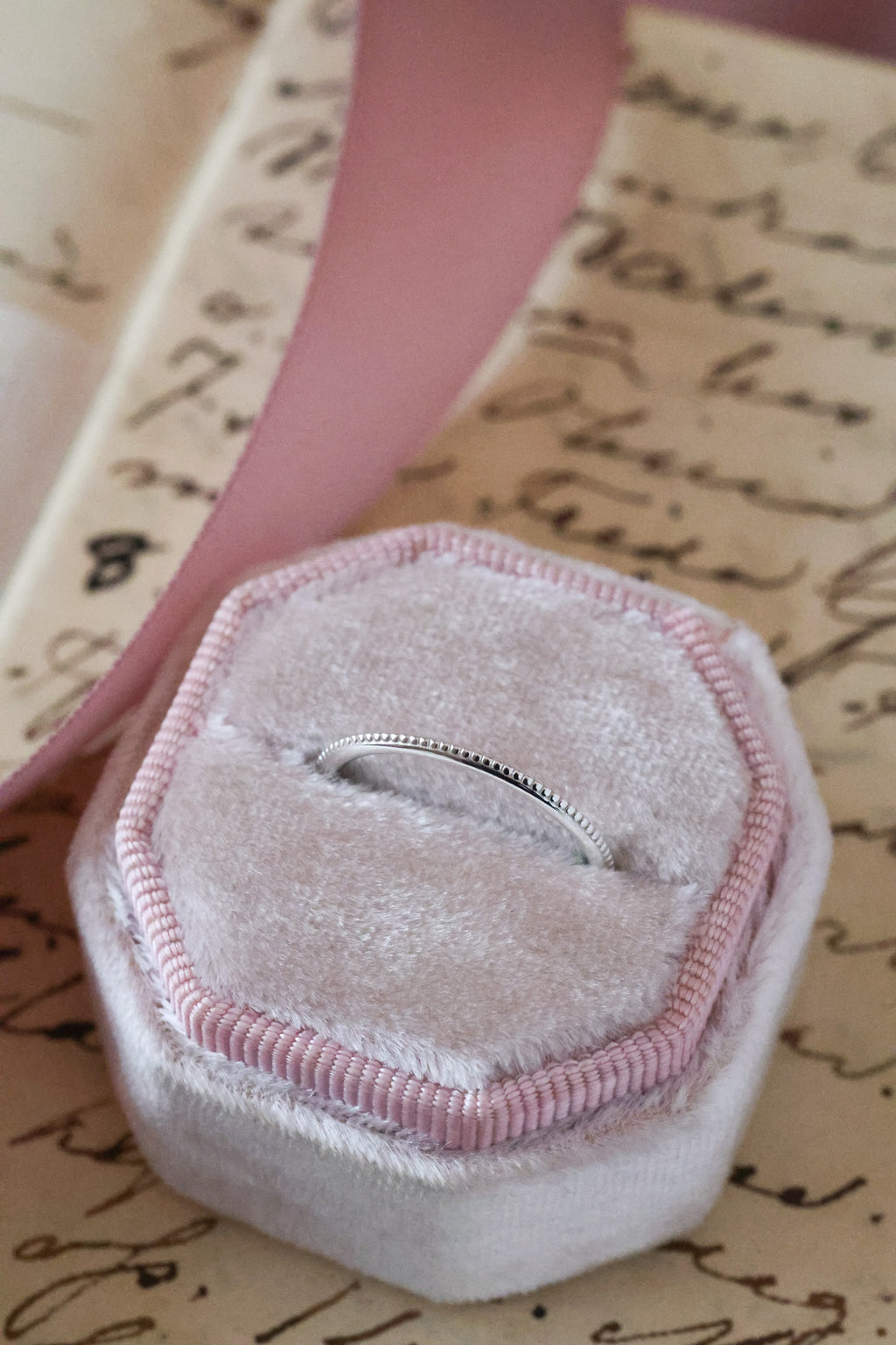 Petite siro kultainen kihlasormus